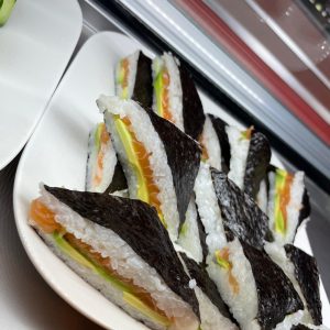 Sushi bar 4